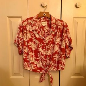 AEO Hawaiian Button Down Front Tie Shirt